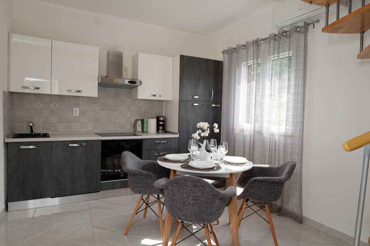 Holiday House Nono Sumartin Ngoại thất bức ảnh