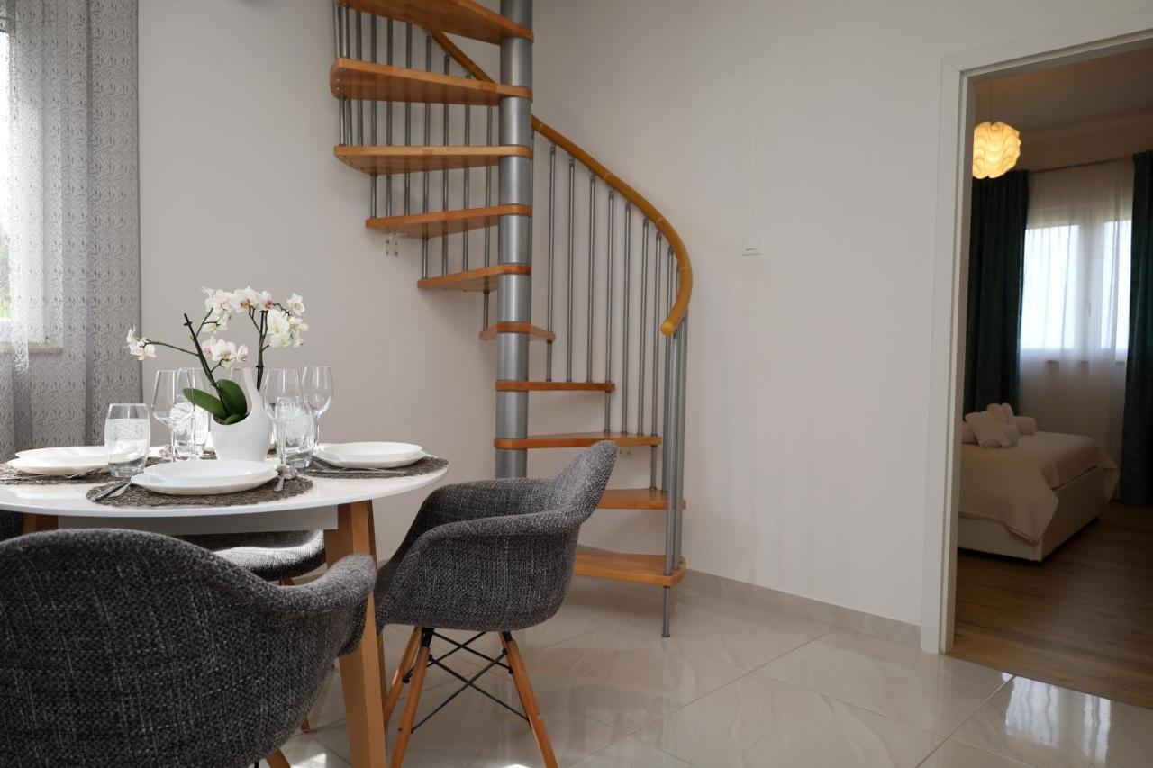 Holiday House Nono Sumartin Ngoại thất bức ảnh