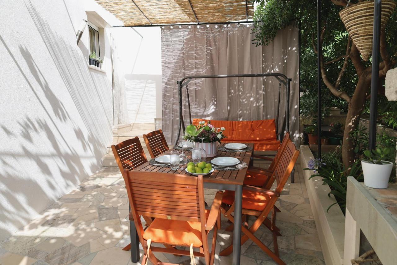 Holiday House Nono Sumartin Ngoại thất bức ảnh