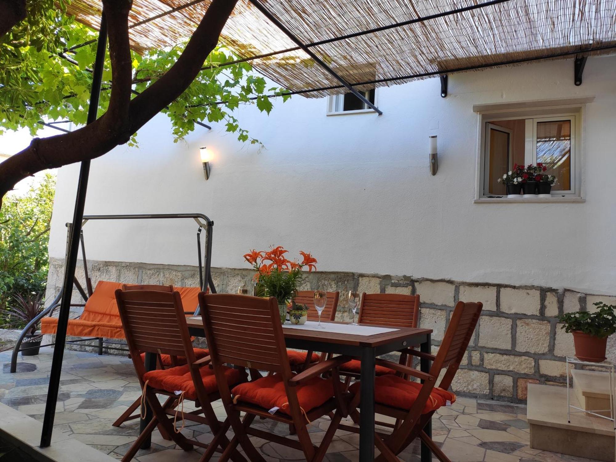 Holiday House Nono Sumartin Ngoại thất bức ảnh